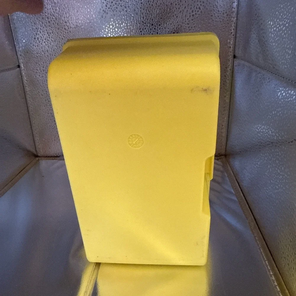 Mini CLIK COOLER - Juice Box/Soda - Insulated Yellow, Outer Circle Products 90s